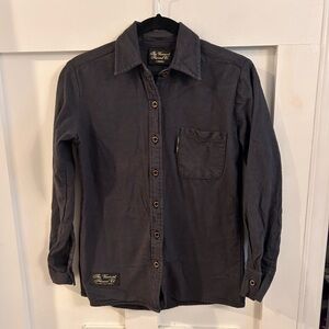 Vermont Flannel Company classic charcoal gray button down shirt
